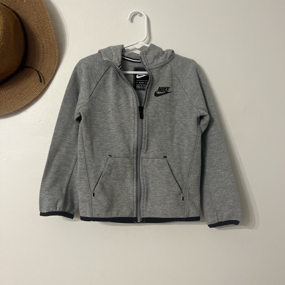 Nike Kids Light Gray Full-Zip Hooded Puffer Jacket
